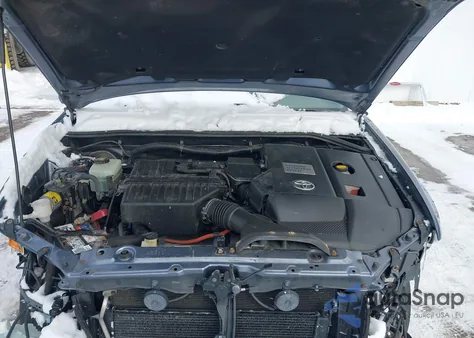 2007 Toyota Highlander Hybrid V6 z USA, uszkodzony, nr VIN JTEHW21AX70040838